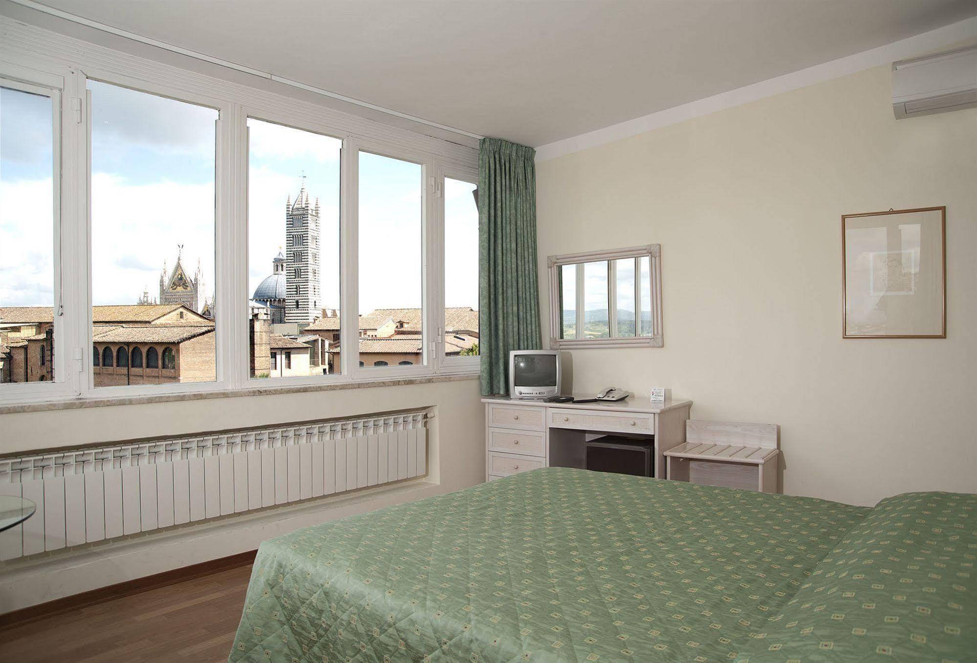 Hotel Duomo Siena Dış mekan fotoğraf